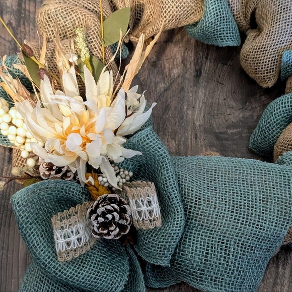 Beautiful Mix Burlap - Picture 8 of 13